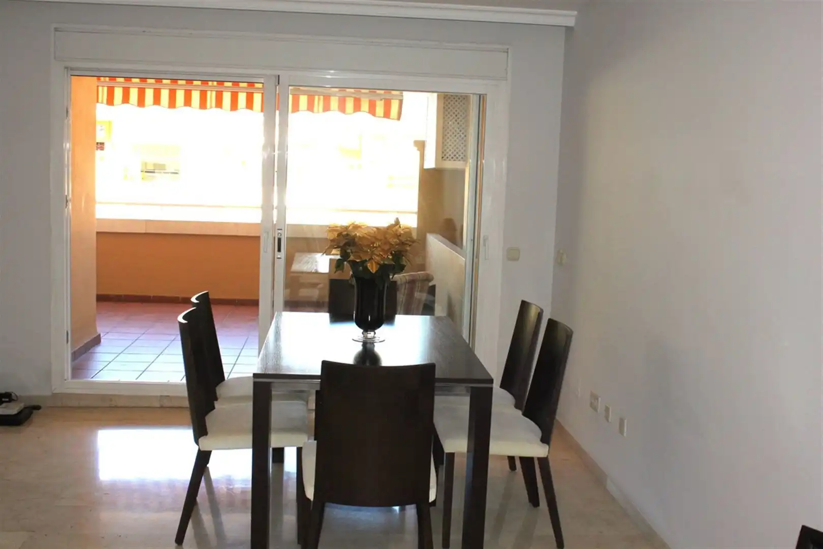 Comedor de Apartamento en venta en Marbella con Aire acondicionado y Terraza