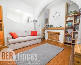 Sala d'estar de Casa o xalet en venda en Rubí amb Aire condicionat, Parquet i Terrassa