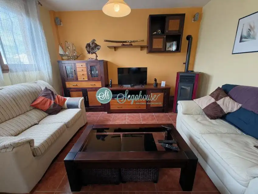 Sala de estar de Casa o chalet en venta en San Cristóbal de Segovia con Calefacción, Jardín privado y Terraza