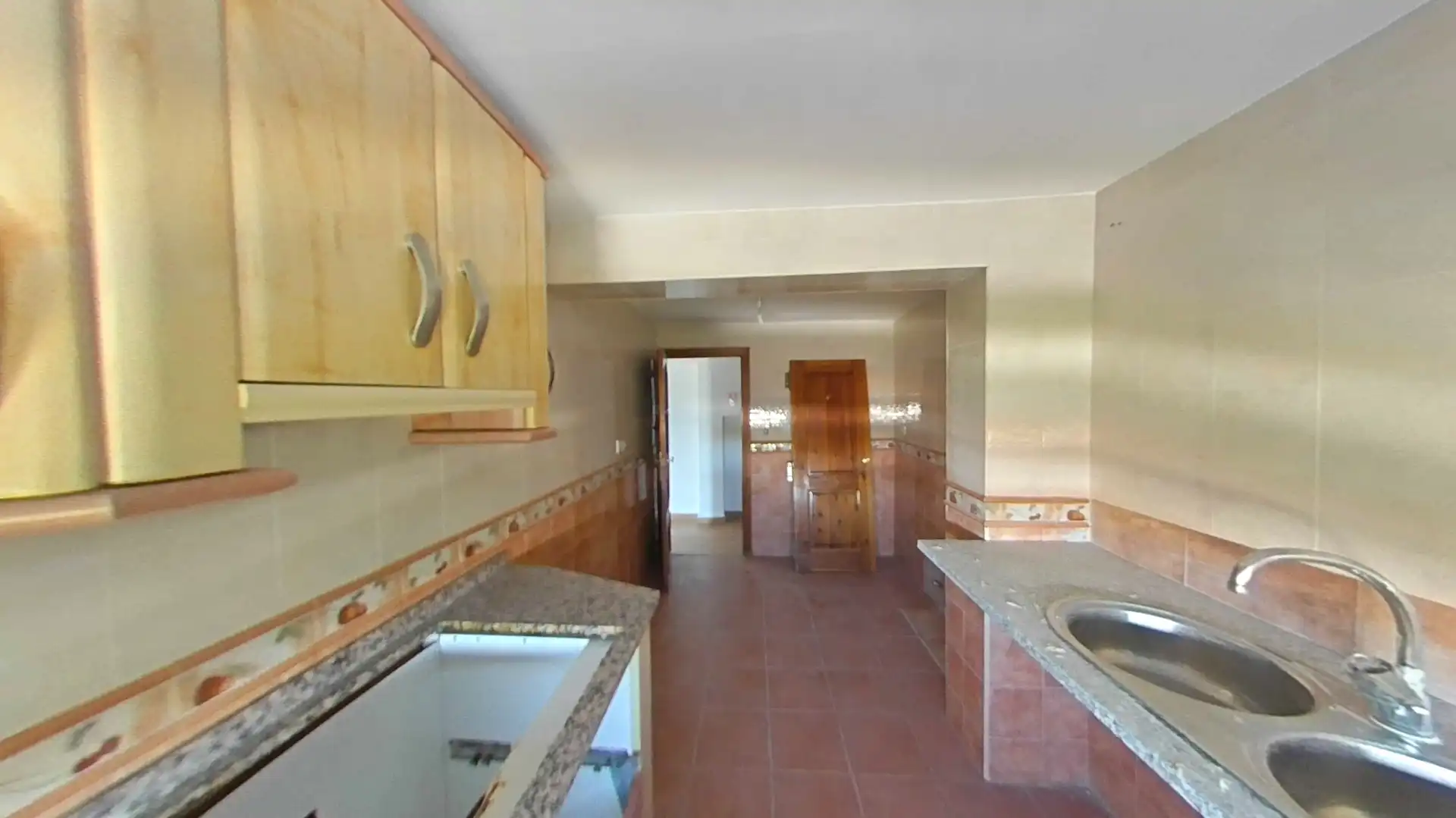 Kitchen of Flat for sale in Córdoba  with Parquet flooring