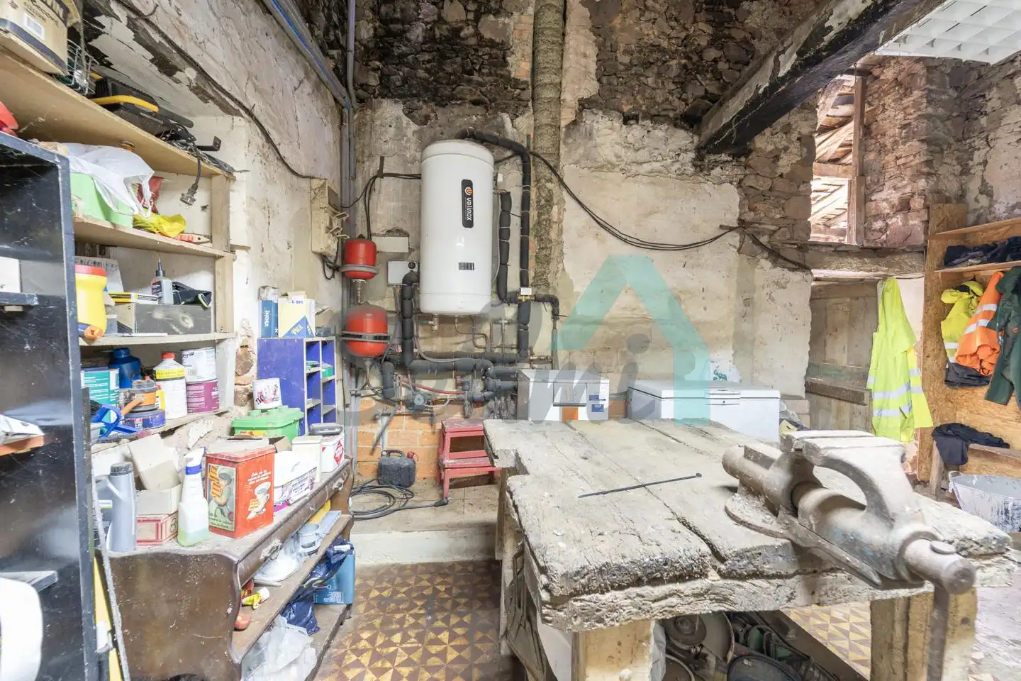 Einfamilien-Reihenhaus zum Verkauf in Carreño mit Heizung, Privatgarten und Parkett
