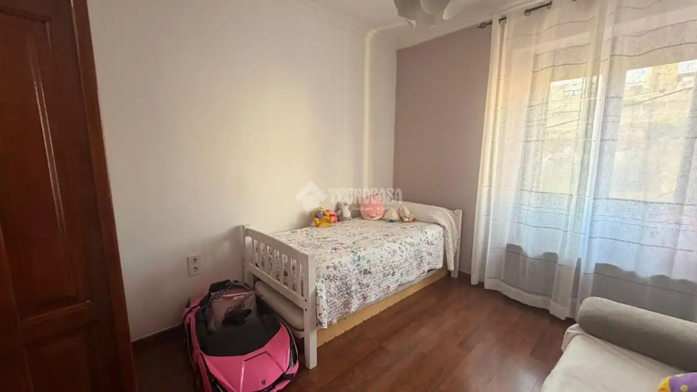 Habitación de Piso en venta en Osuna con Calefacción, Terraza y Balcón