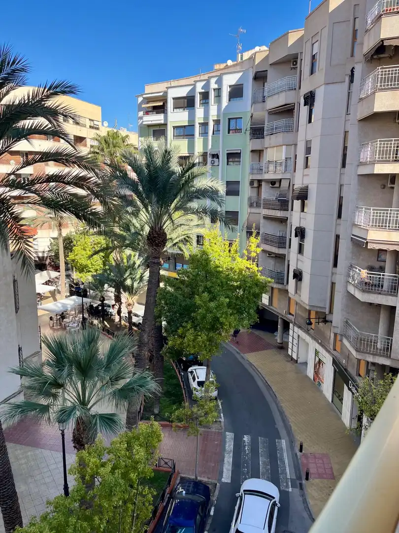 Wohnung mit Terrasse zum Verkauf in Elche ciudad