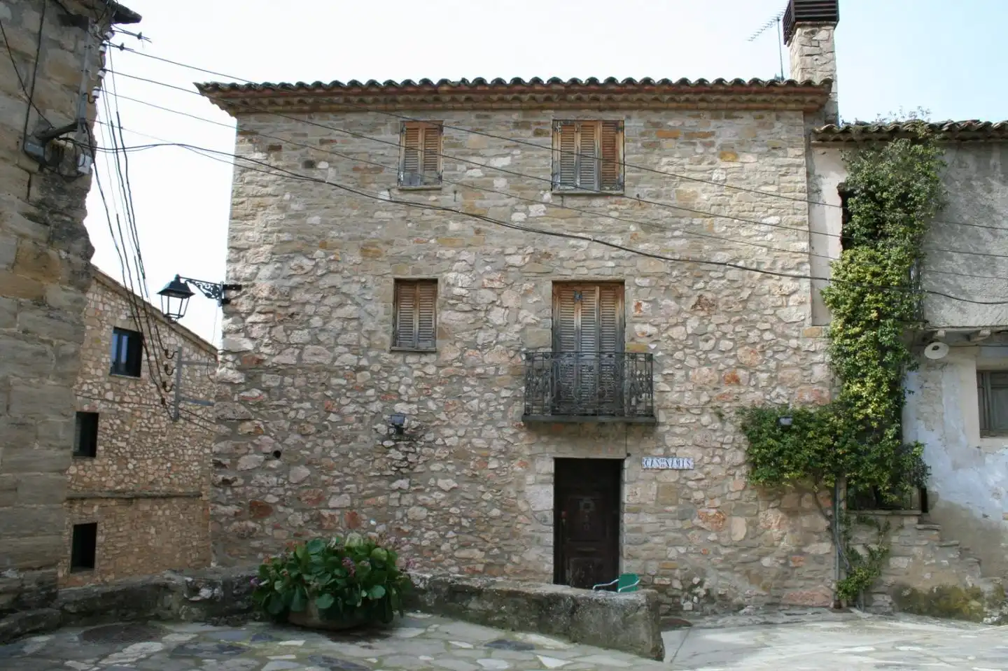 Vista exterior de Casa o xalet en venda en Camarasa amb Calefacció i Terrassa