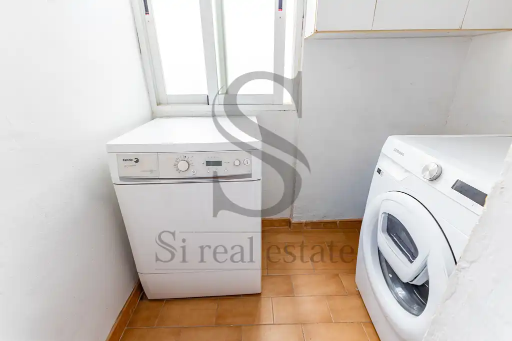 Vista exterior de Ático en venta en Barcelona con Aire acondicionado, Calefacción y Parquet