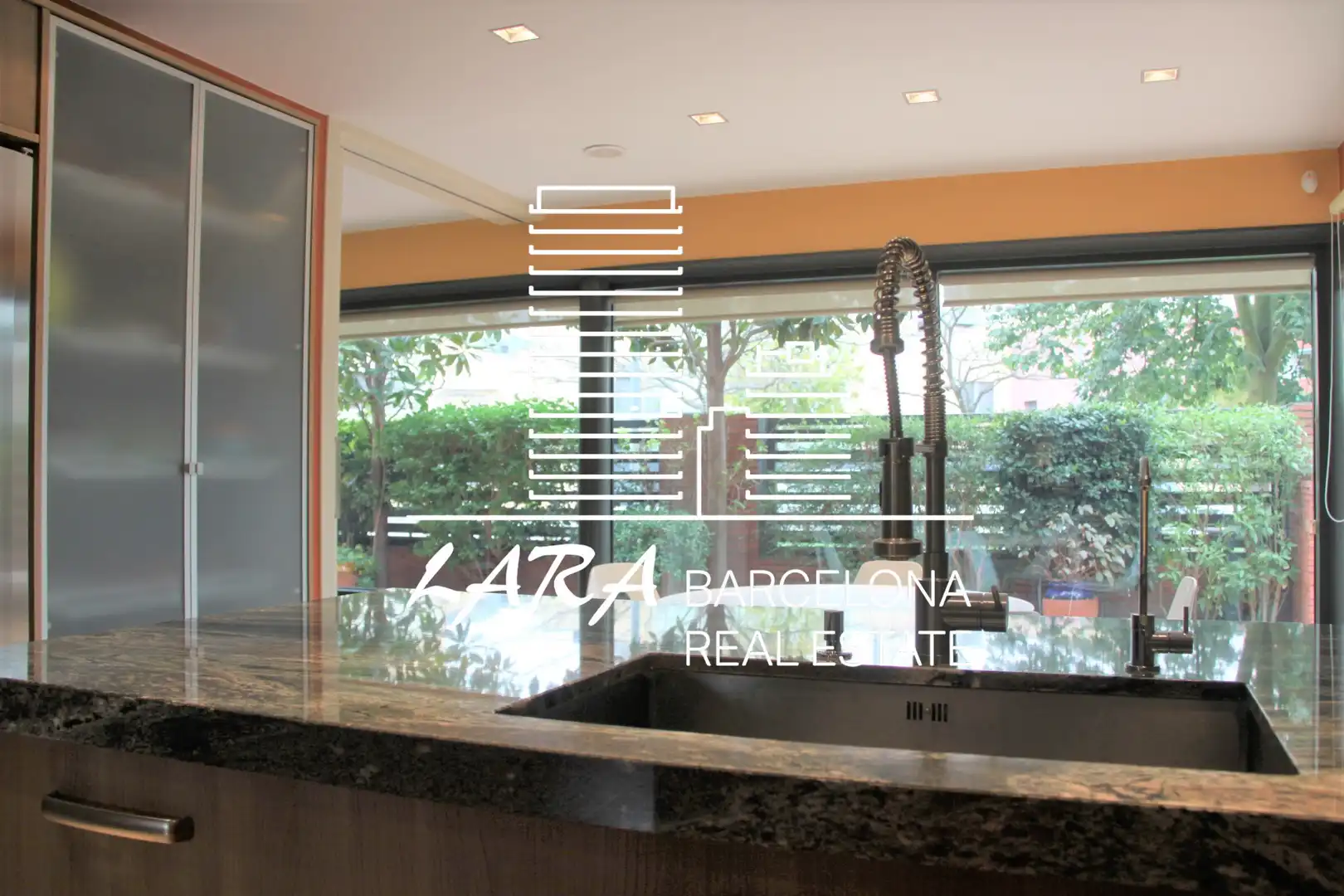 Jardín de Casa o chalet en venta en Viladecans con Aire acondicionado, Calefacción y Jardín privado