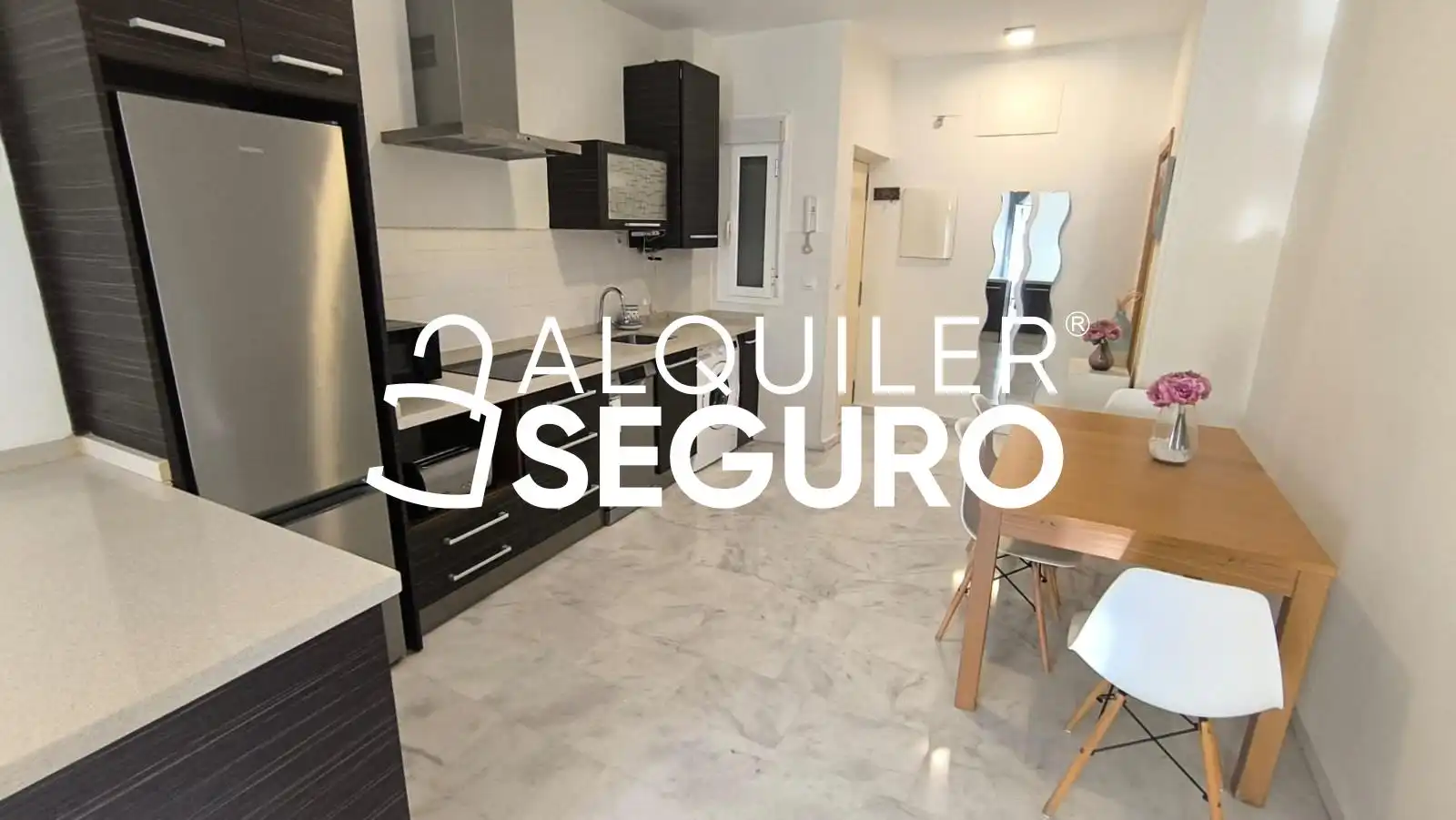 Kitchen of Flat for rent in Sevilla  with Air Conditioner and Furnished