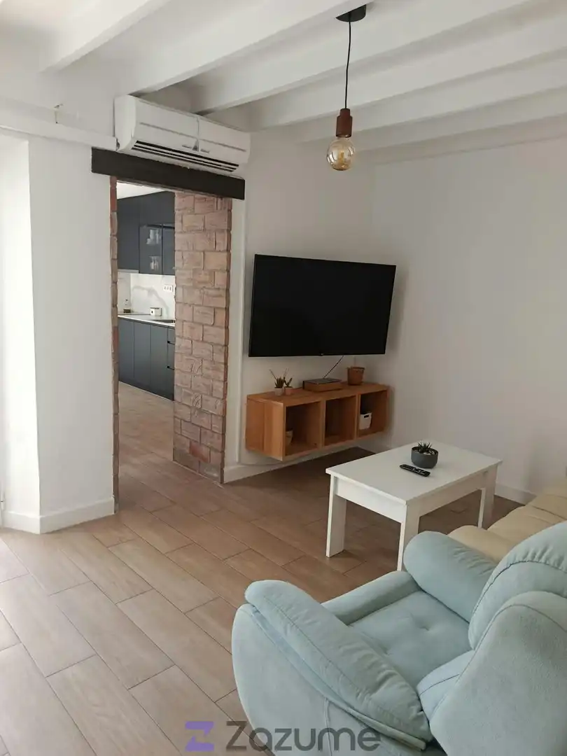 Sala de estar de Piso de alquiler en Pizarra con Aire acondicionado, Calefacción y Jardín privado