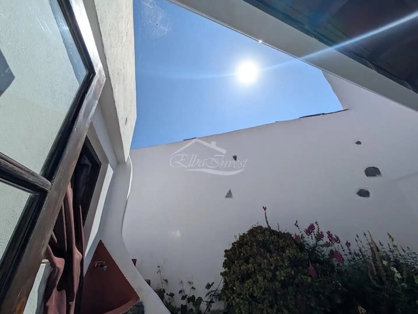 Vista exterior de Casa o xalet en venda en Adeje amb Aire condicionat, Calefacció i Terrassa