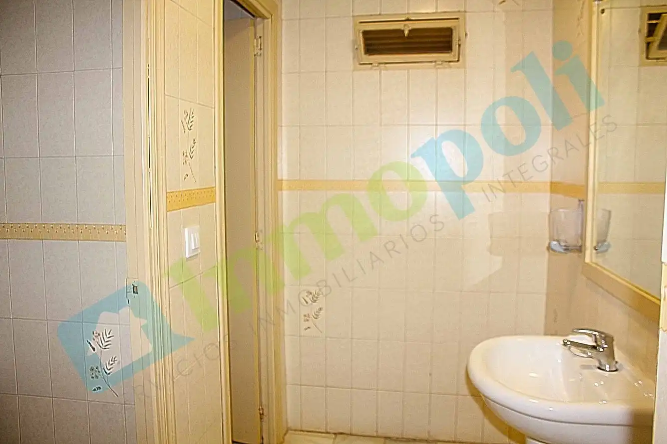Gewerbefläche zur Miete in Calle de la Bomba, imagen 23