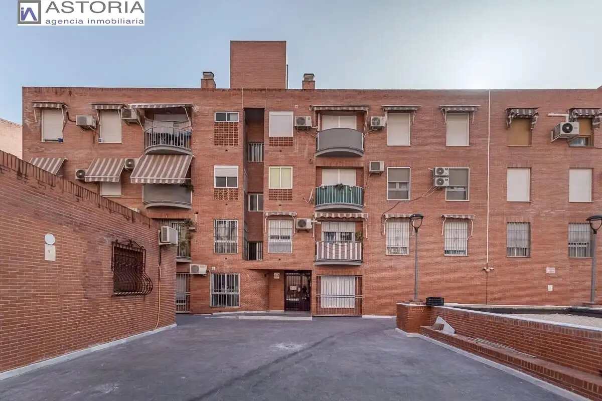 Exterior view of Flat for sale in Granada  with Balcony