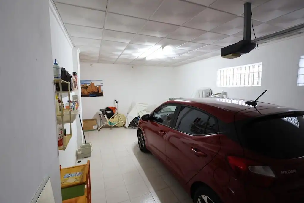 Detached house with pool for sale in Calle LOS PIRINEOS, imagen 27