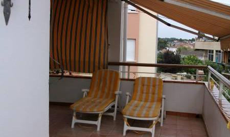 Foto 5 de Casa adosada en venda a Segur de Calafell, Tarragona