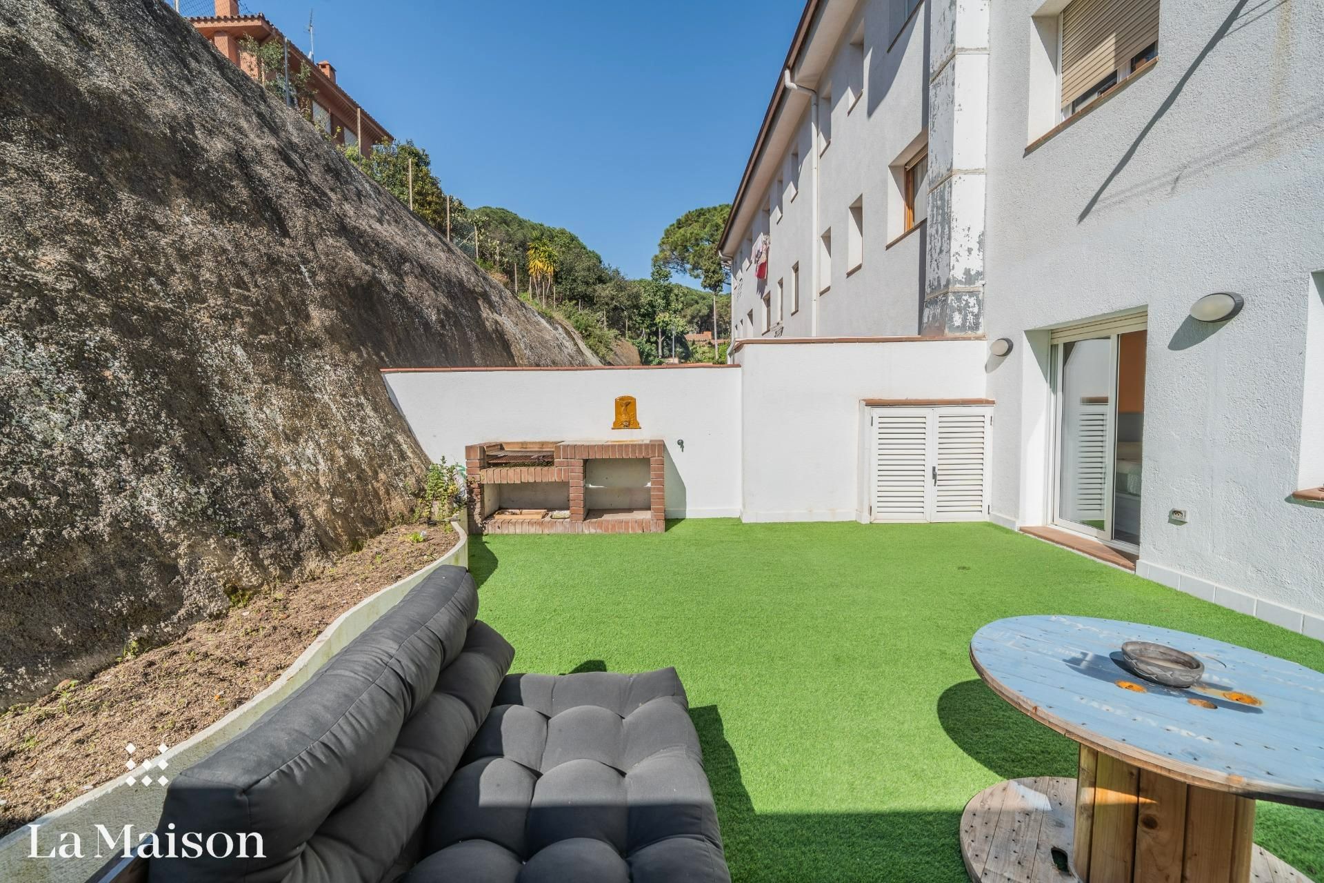 Jardí de Planta baixa en venda en Sant Andreu de Llavaneres amb Aire condicionat, Calefacció i Jardí privat