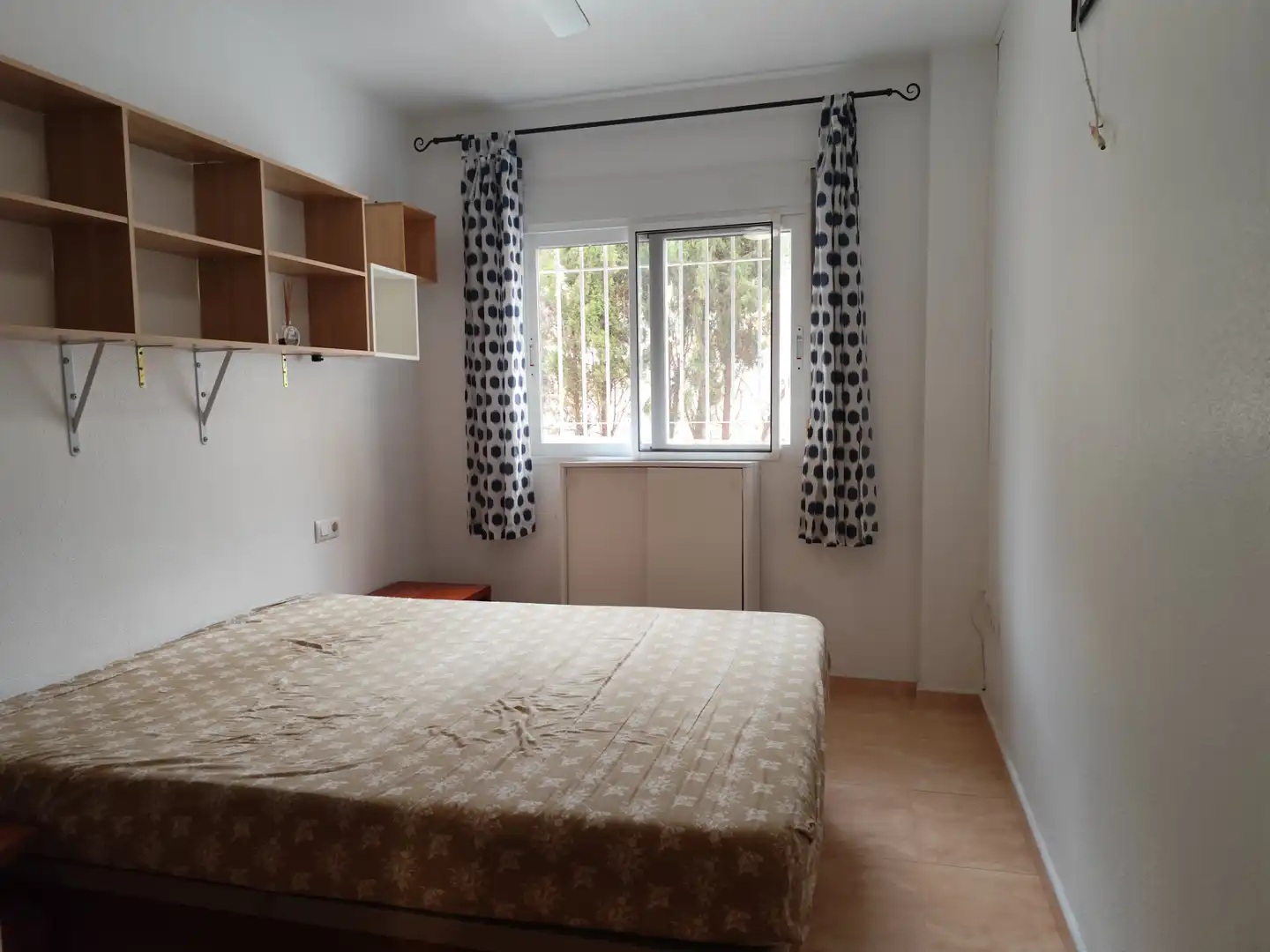 Habitación de Piso en venta en Murcia con Trastero y Amueblado