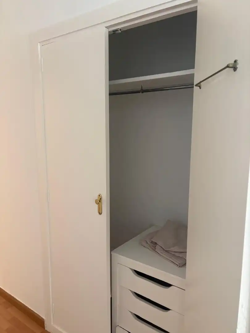 Dormitori de Estudi de lloguer en Madrid amb Calefacció, Rentadora i Microones
