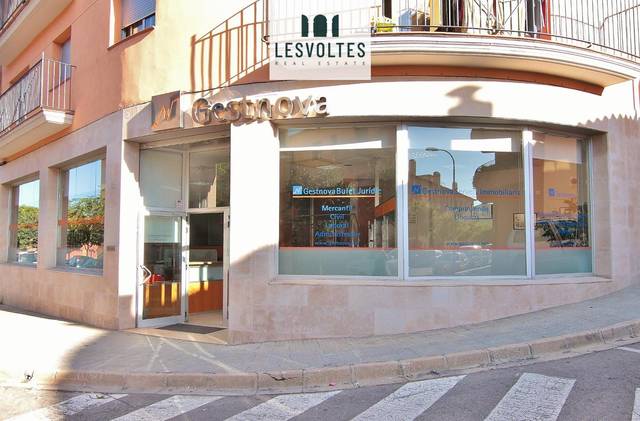 Local comercial en Alquiler en Carrer de Muntaner en La Punxa