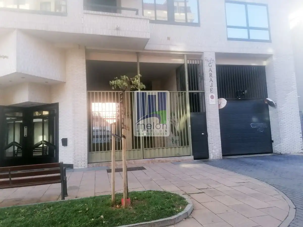 Vista exterior de Residencial en venta en Burgos