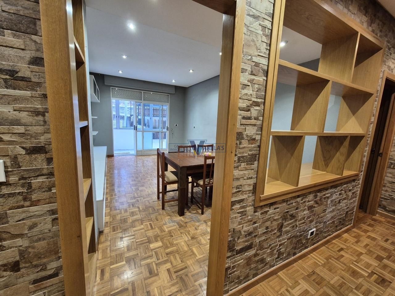 Comedor de Piso en venta en Ourense Capital  con Calefacción, Parquet y Terraza