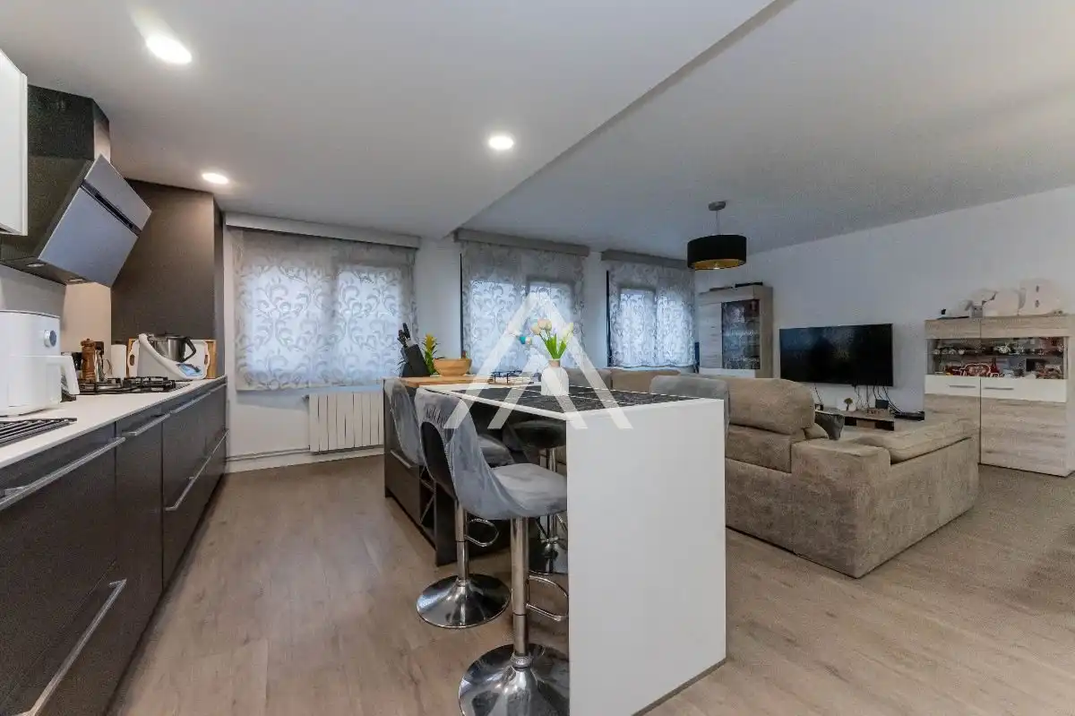 Duplex in vendita a Carrer de Santa Teresa, imagen 4