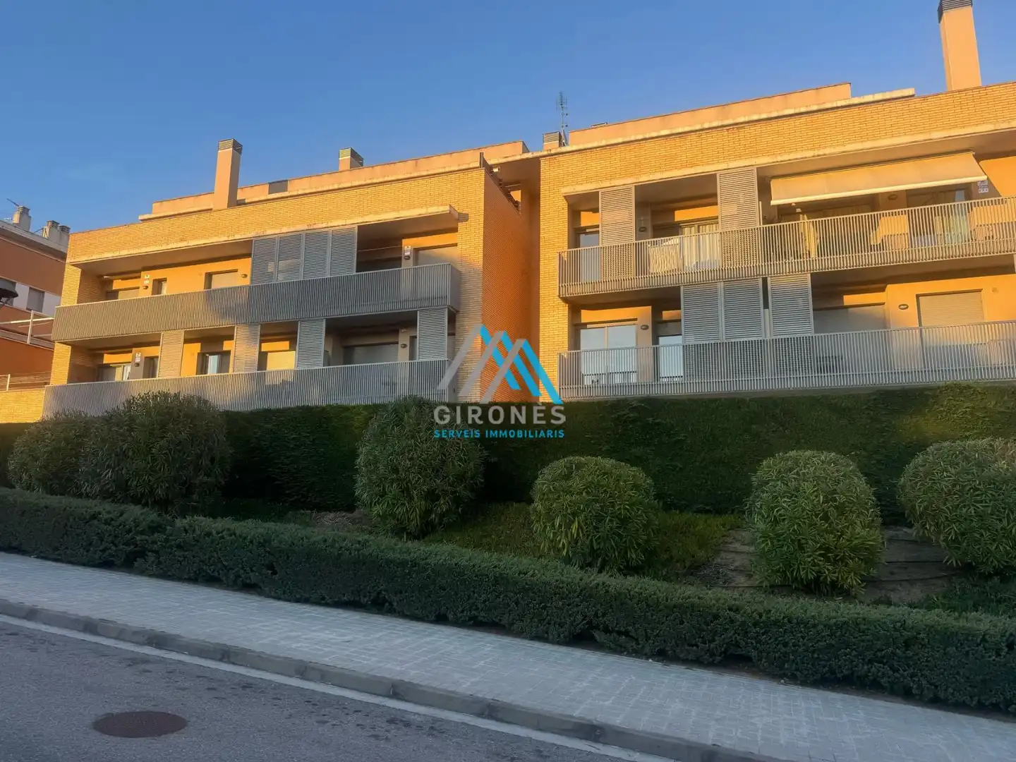 Vista exterior de Apartamento en venta en Sant Feliu de Guíxols con Aire acondicionado, Calefacción y Terraza
