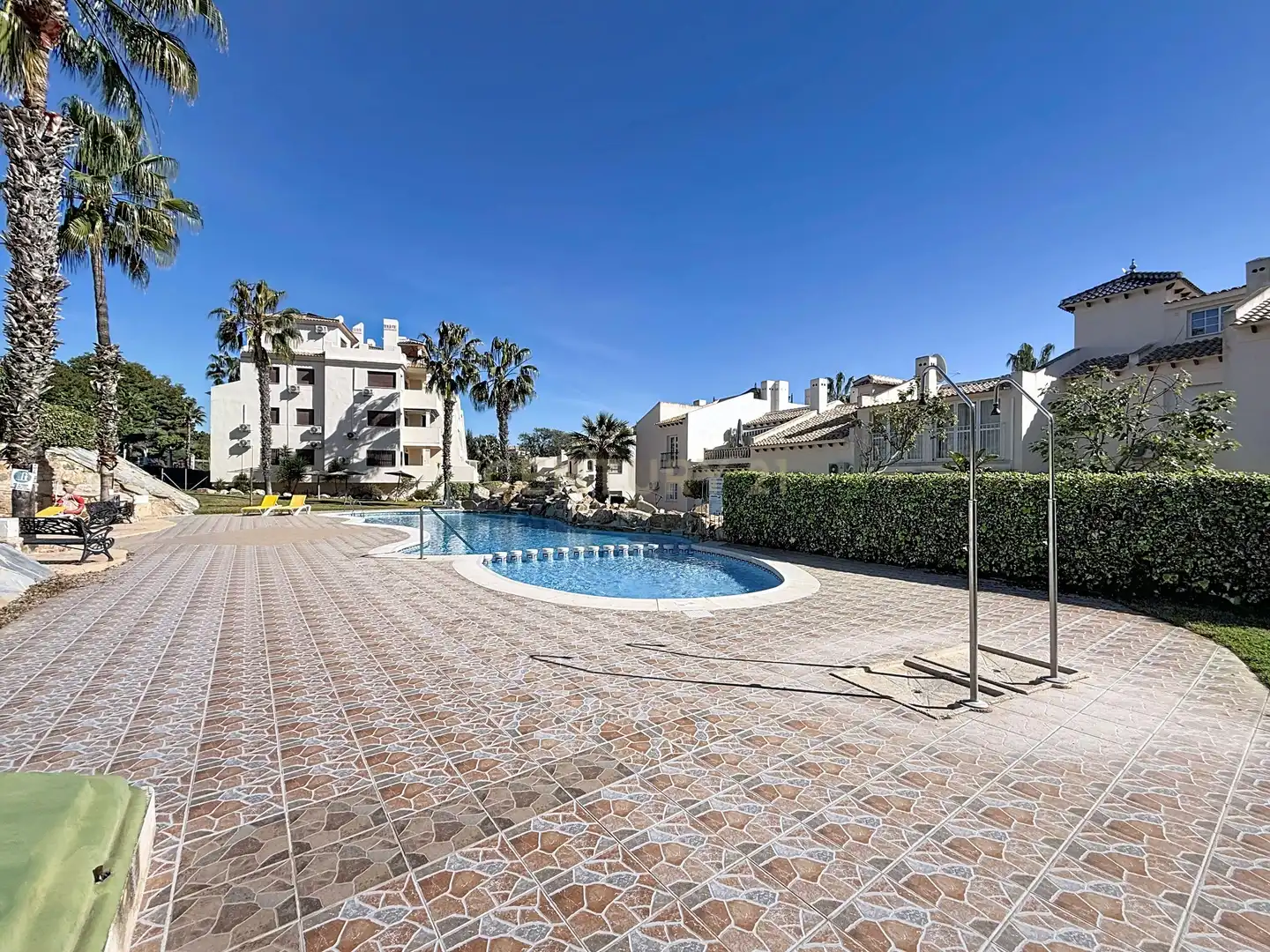 Piscina de Apartament en venda en Orihuela amb Aire condicionat, Traster i Piscina comunitària