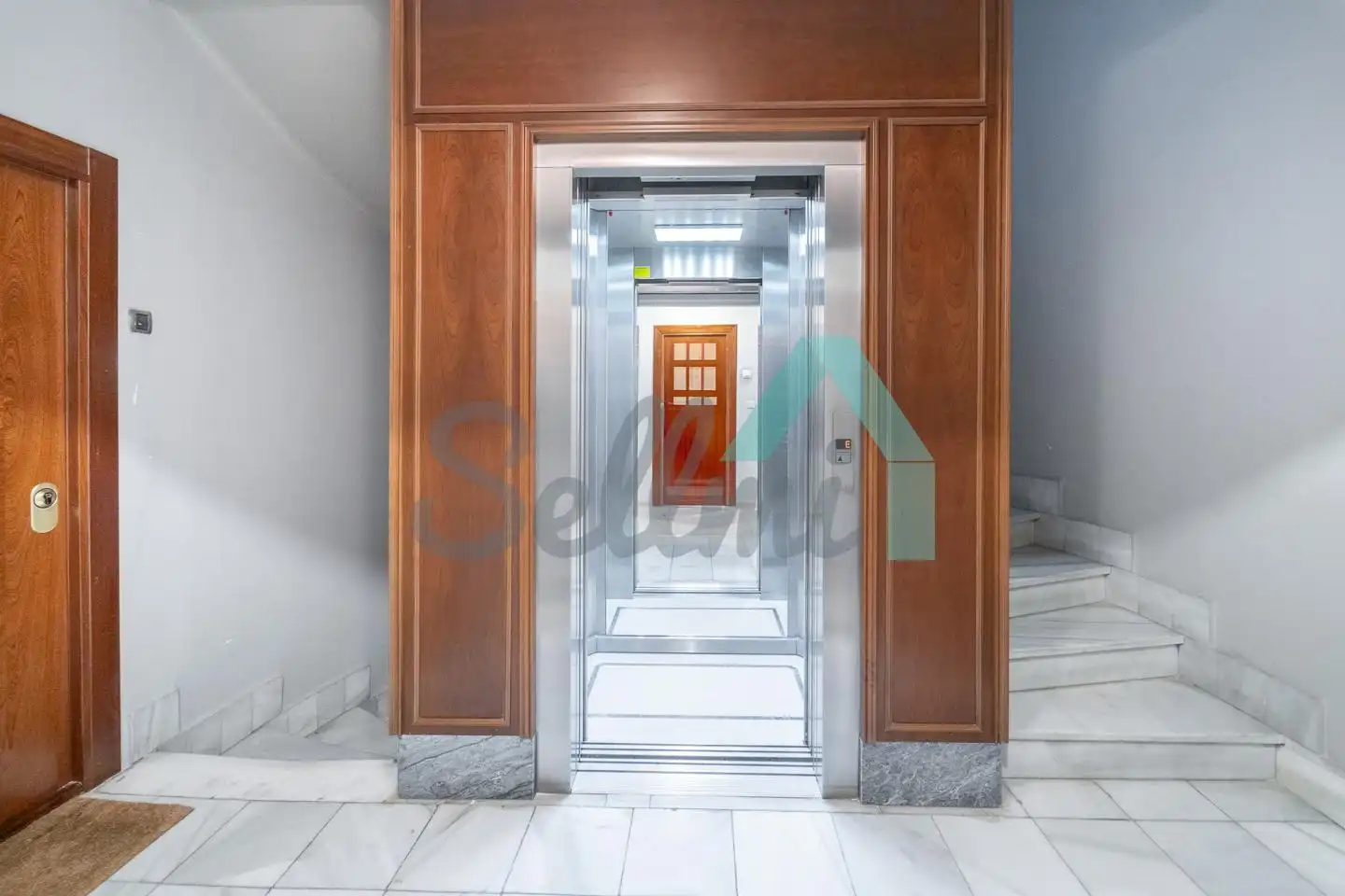 Büro zum Verkauf in Oviedo  mit Heizung