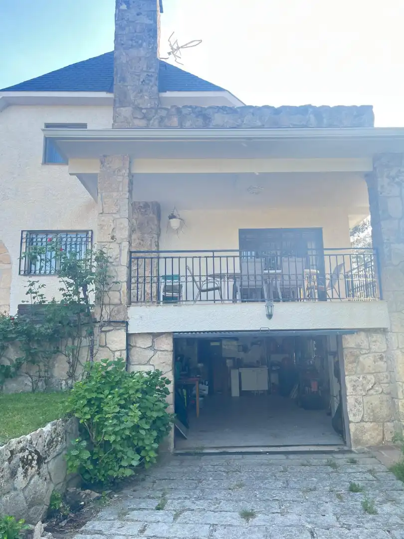Vista exterior de Casa o chalet de alquiler en Becerril de la Sierra con Aire acondicionado, Calefacción y Jardín privado
