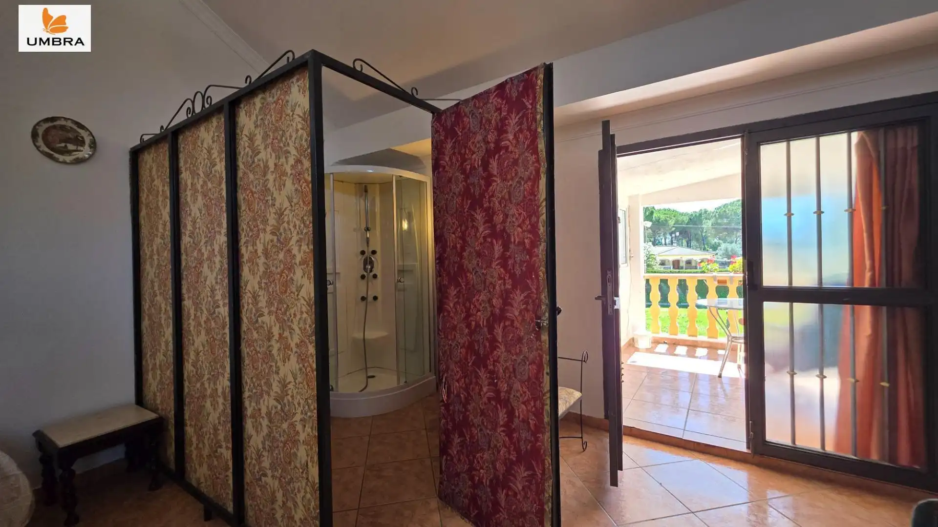 Bany de Finca rústica en venda en Jerez de la Frontera amb Aire condicionat, Jardí privat i Terrassa