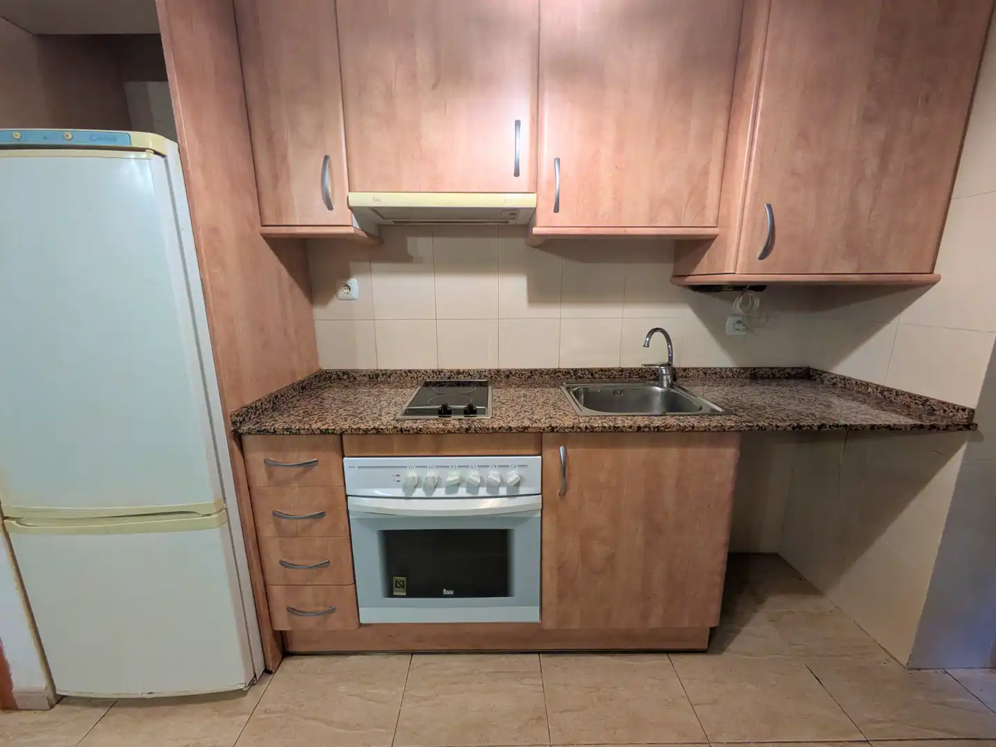 Cocina de Piso de alquiler en Reus con Aire acondicionado, Calefacción y Amueblado