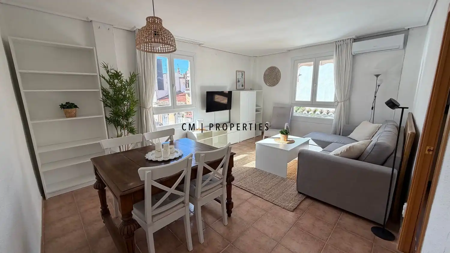 Living room of Flat for rent in Valencia  with Air Conditioner, Heating and Furnished