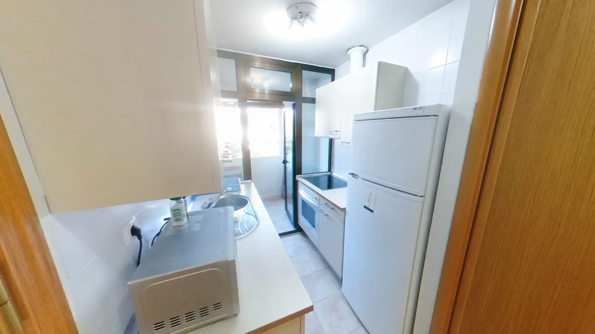 Flat for rent in Calle Azucena, Norte - Universidad