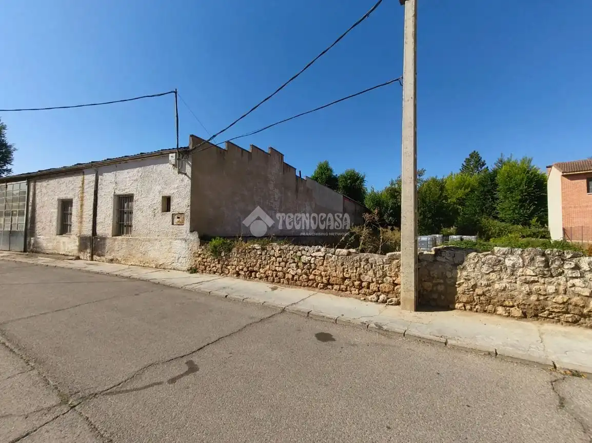 Vista exterior de Residencial en venda en Baltanás