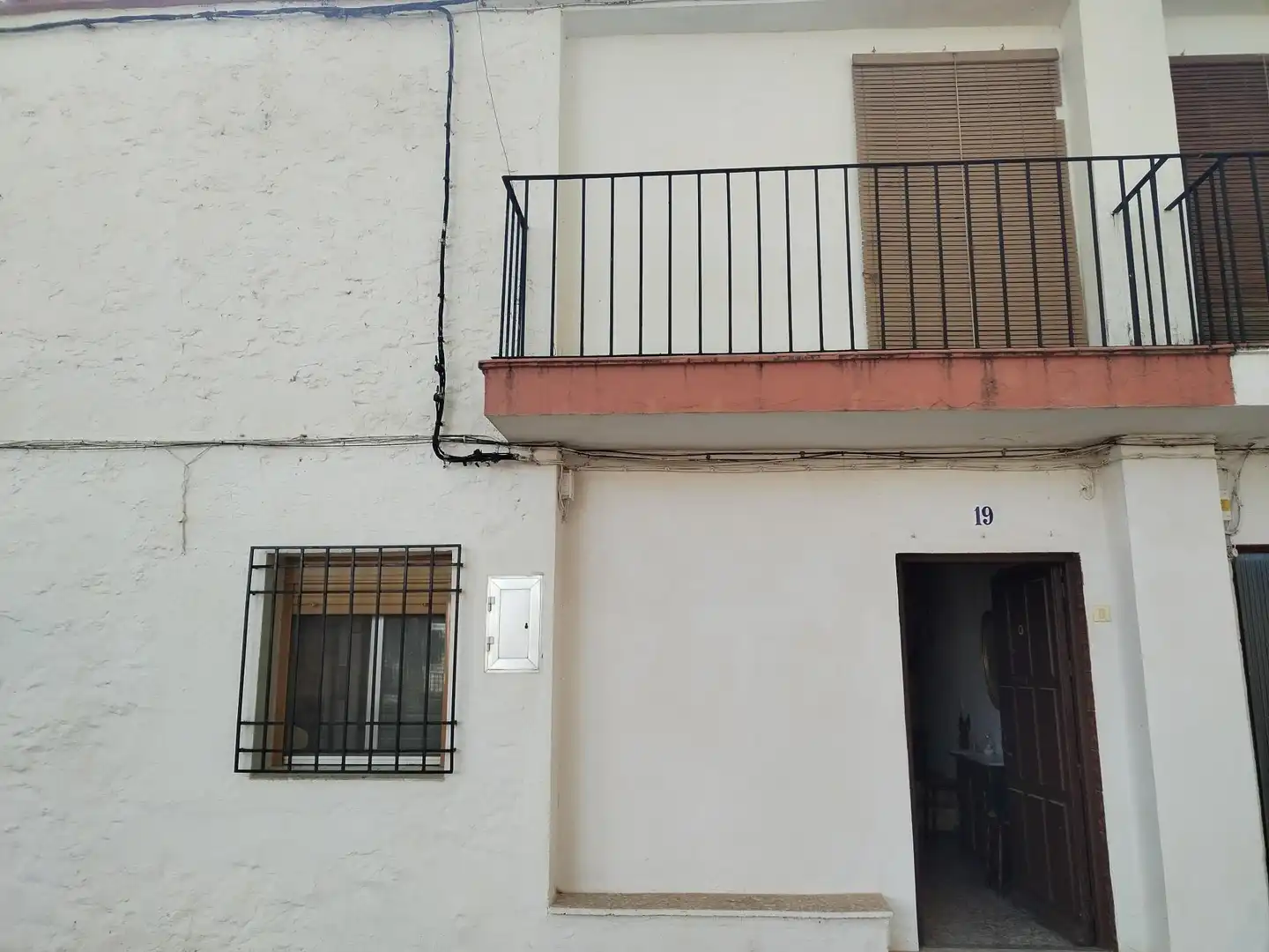 Vista exterior de Casa adosada en venda en Alcázar de San Juan amb Calefacció