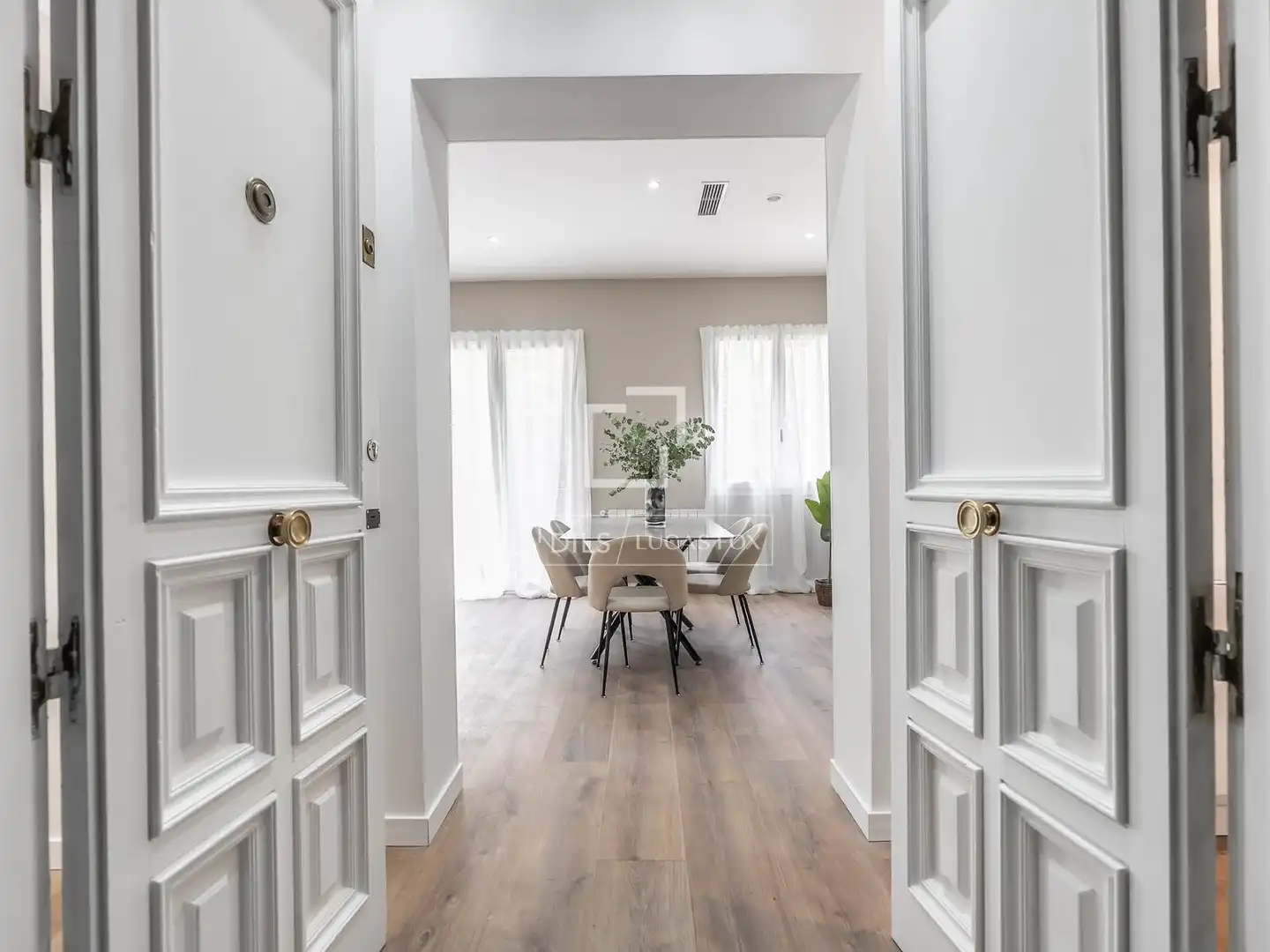 Piso con ascensor en venta en Moncloa - Aravaca