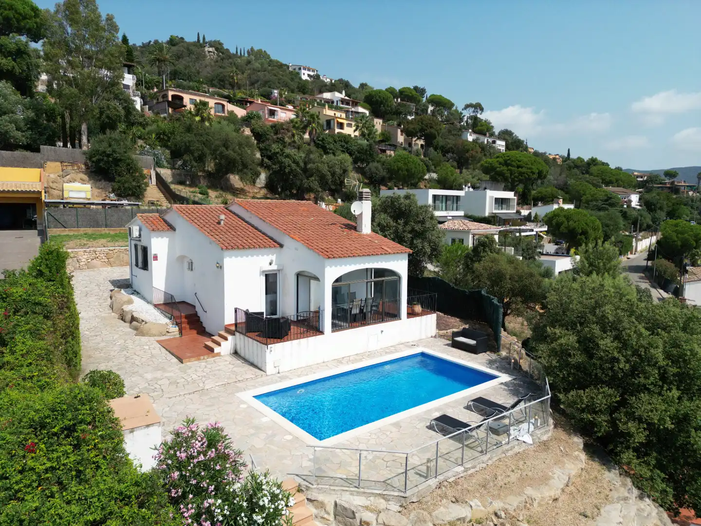 Chalet con piscina en venta en Carrer de la Selva, imagen 2