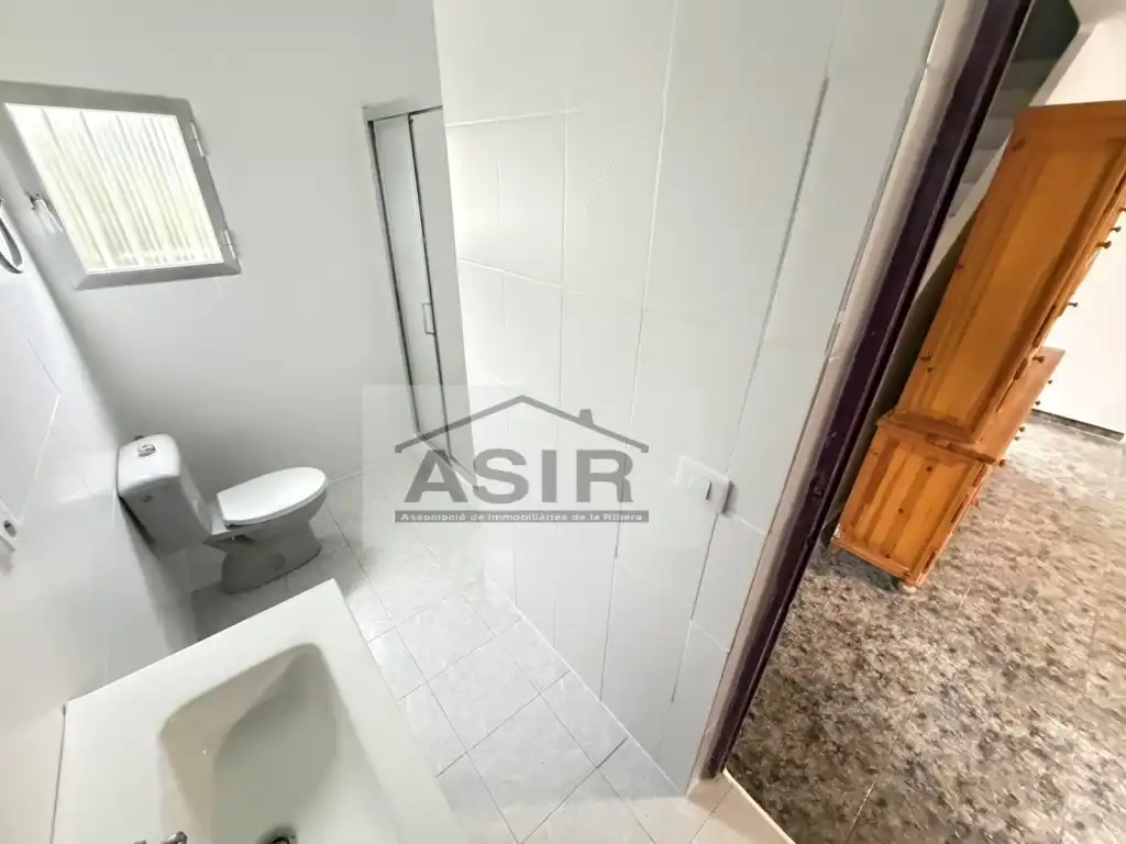 Bathroom of Houses for sale in Alzira