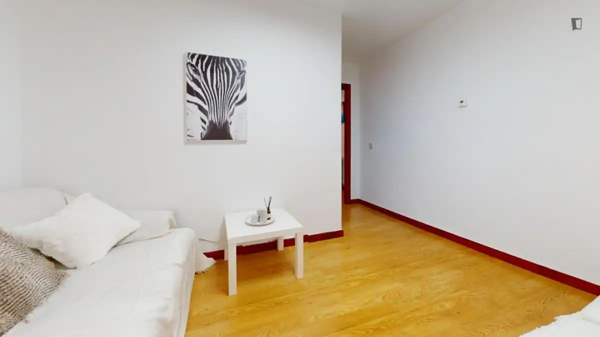 Sala de estar de Apartamento de alquiler en Madrid con Aire acondicionado, Calefacción y Amueblado