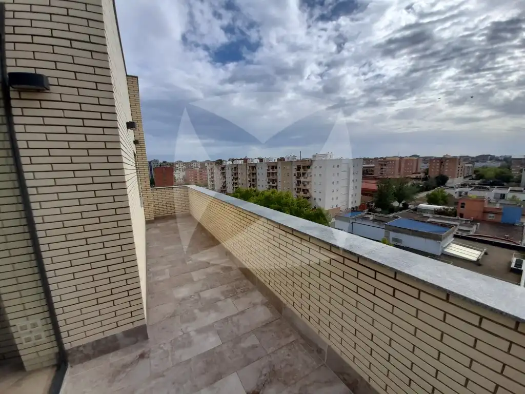 Dachboden zur Miete in Calle Francisco Guerra, Valdepasillas - La Paz - Huerta Rosales
