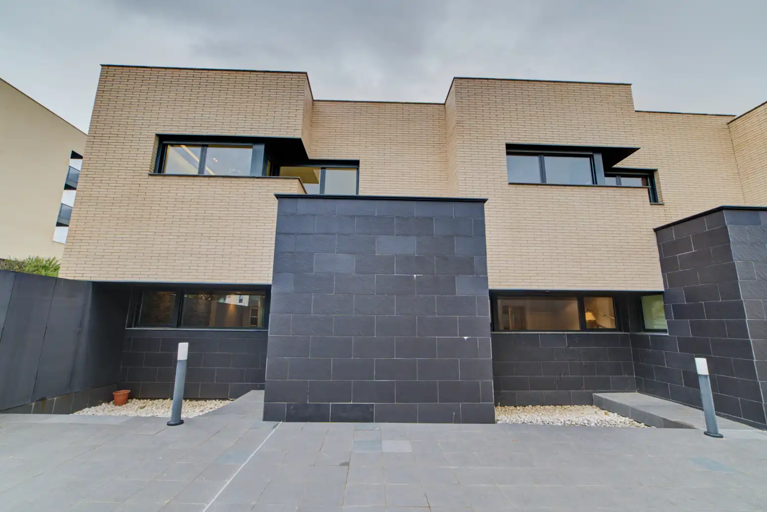 Vista exterior de Casa o chalet de alquiler en Zizur Mayor / Zizur Nagusia con Calefacción, Jardín privado y Parquet