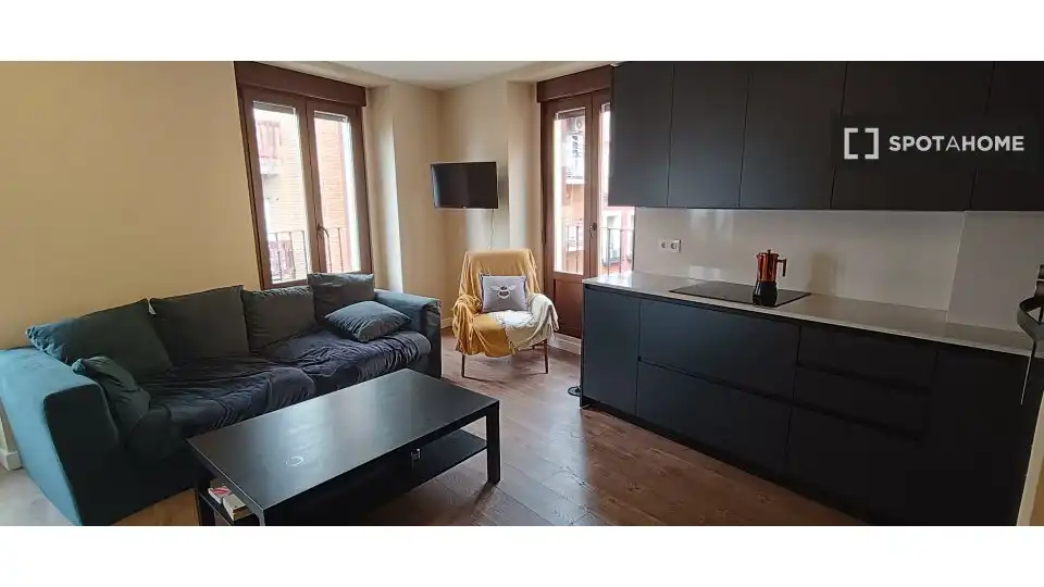 Flat with terrace to rent in Centro