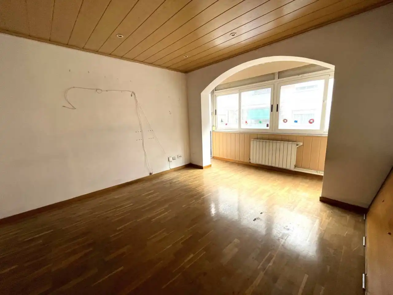 Sala d'estar de Pis en venda en Sant Boi de Llobregat amb Calefacció i Parquet