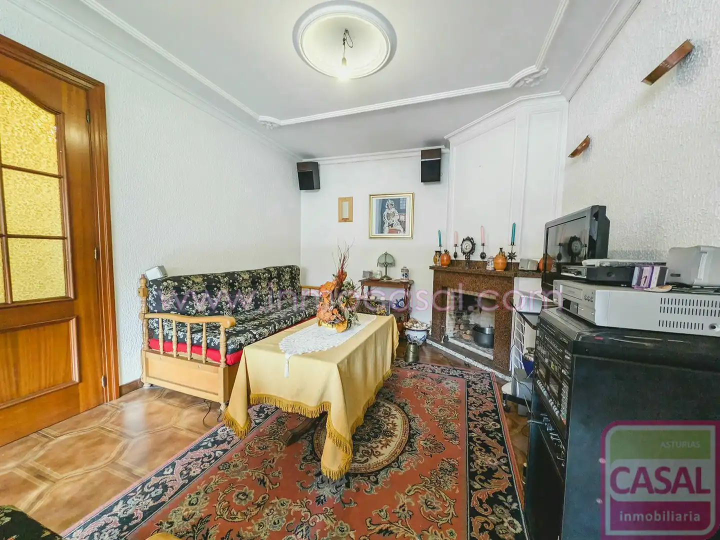 Sala de estar de Casa o chalet en venta en Aller con Calefacción, Terraza y Trastero