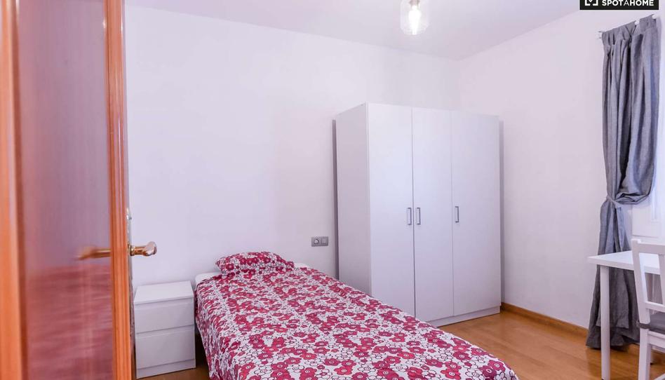 Photo 1 of Flat to share in La Torrassa, Barcelona