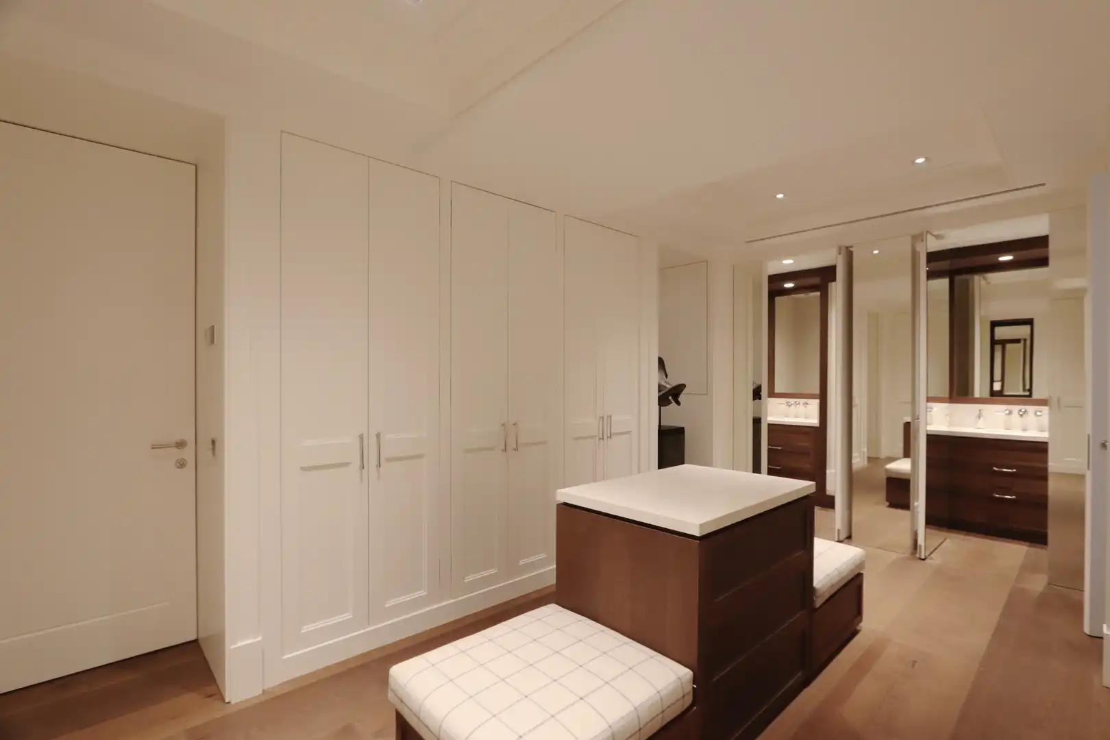 Bedroom of Flat for sale in Madrid  with Air Conditioner, Heating and Parquet flooring