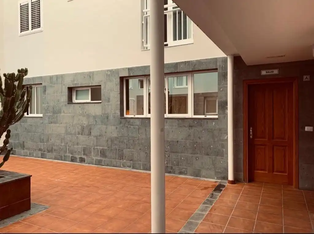 Vista exterior de Piso de alquiler en Arucas con Amueblado