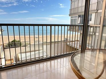 Apartament amb balcó en venda a Tavernes de la Valldigna