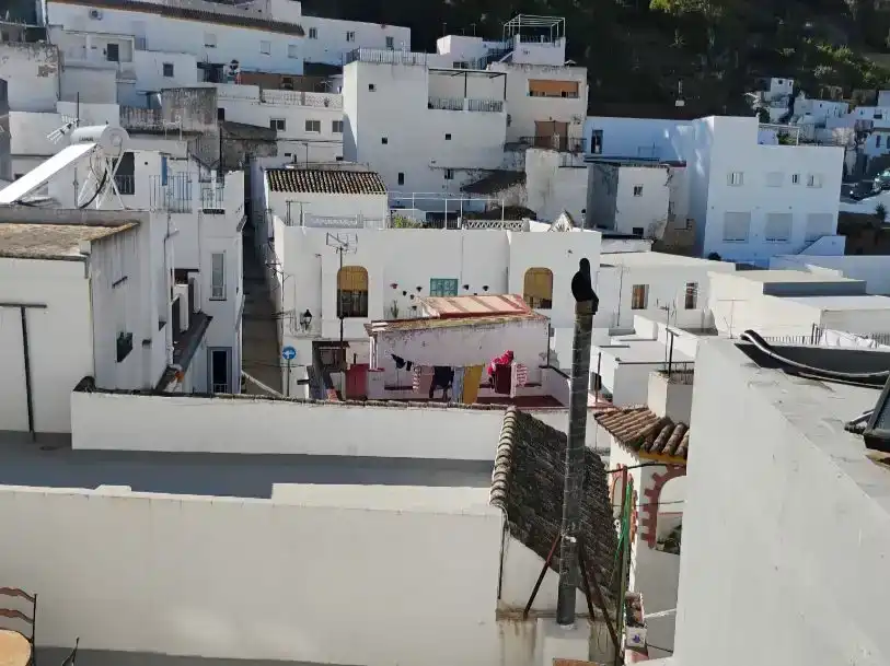 Vista exterior de Casa adosada en venda en Alcalá de los Gazules amb Balcó