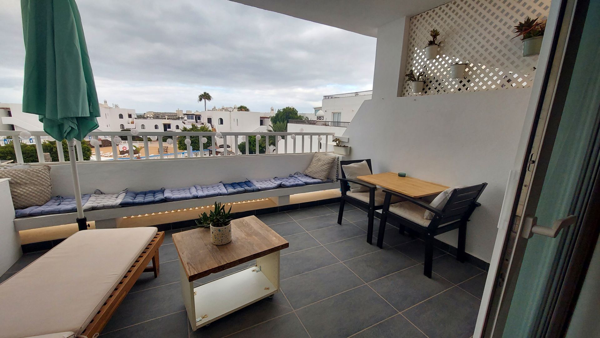 Terrassa de Apartament en venda en Teguise amb Terrassa, Moblat i Piscina comunitària