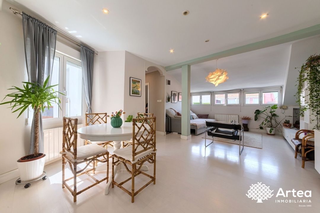 Living room of Flat for sale in Bilbao   with Heating
